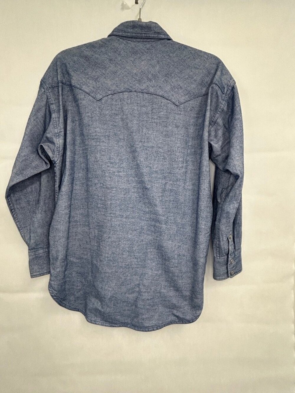 Western Coastal Cowgirl Capsule Denim J.Crew Chambray Pearl Snap Shirt Women’s 2 - Picture 3 of 9